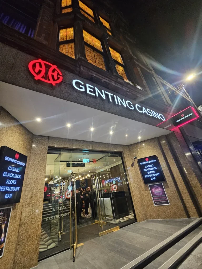 Genting Casino Glasgow entrance with illuminated sign