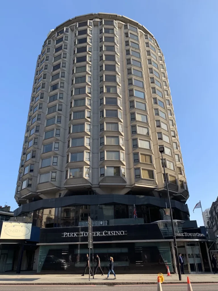 Tall exterior building of Grosvenor Casino London Park Tower