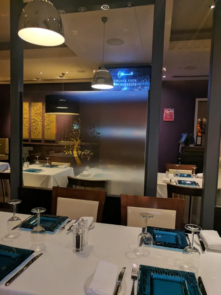 The Sportsman Casino restaurant dining area